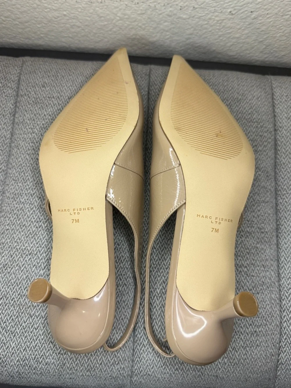 Marc Fisher Neutral Slingback Pointed Kitten Heels, Size 7 - Picture 13 of 16